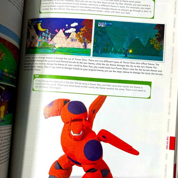 Disney Infinity 2.0 Edition Prima Official Game Guide 🏰🧚 - Picture 3 of 5